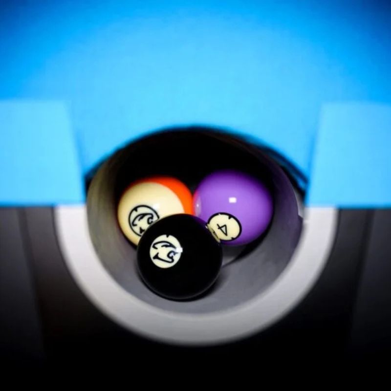 Predator Apex Pro American Pool Table 9FT