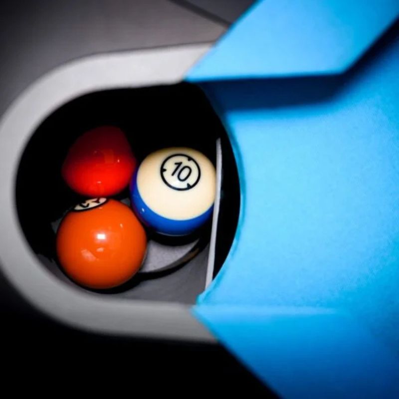 Predator Apex Pro American Pool Table 9FT